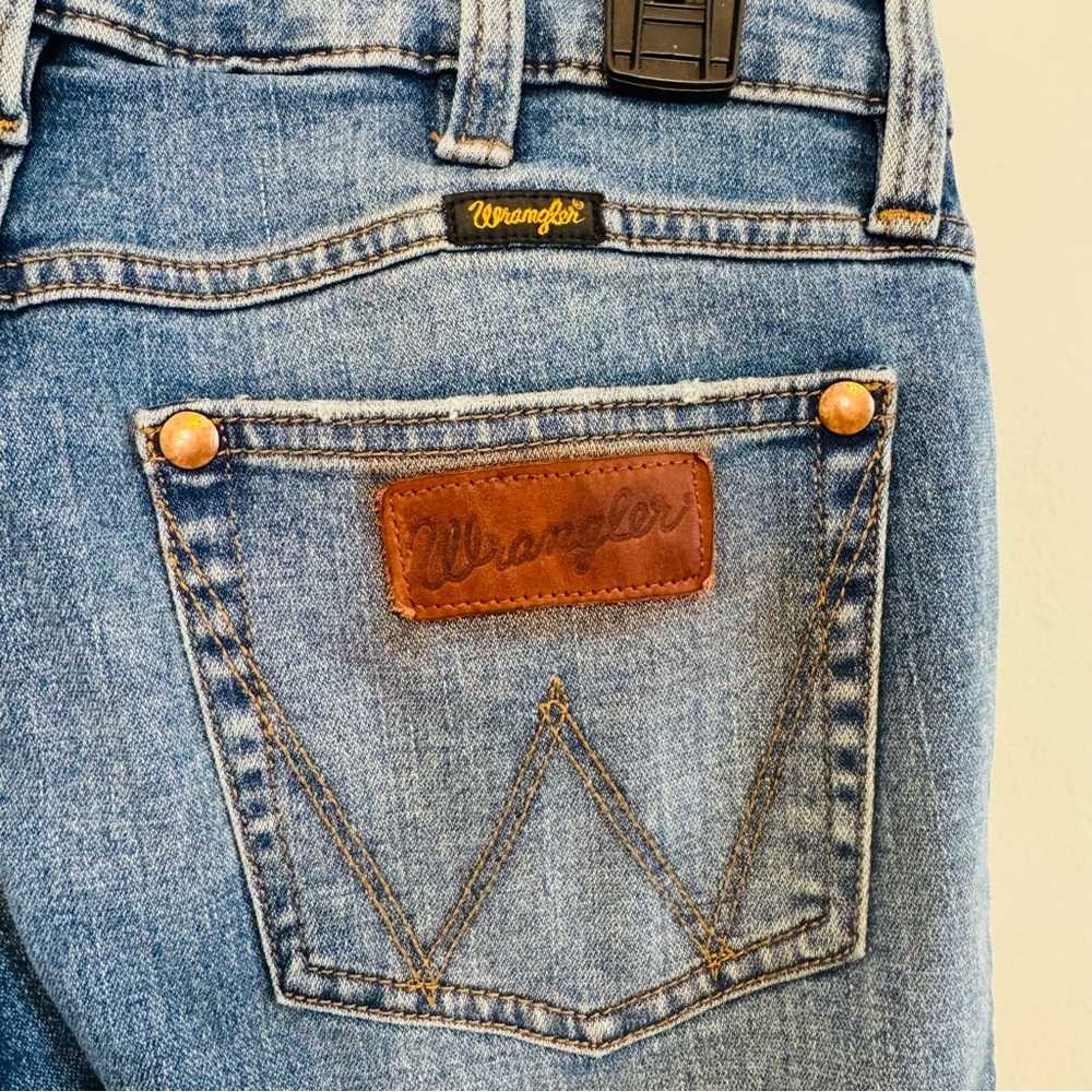 Wrangler Retro Trouser Boot cut Women’s Jeans - Picture 4 of 8